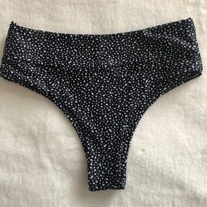 Kulani Kinis bottoms